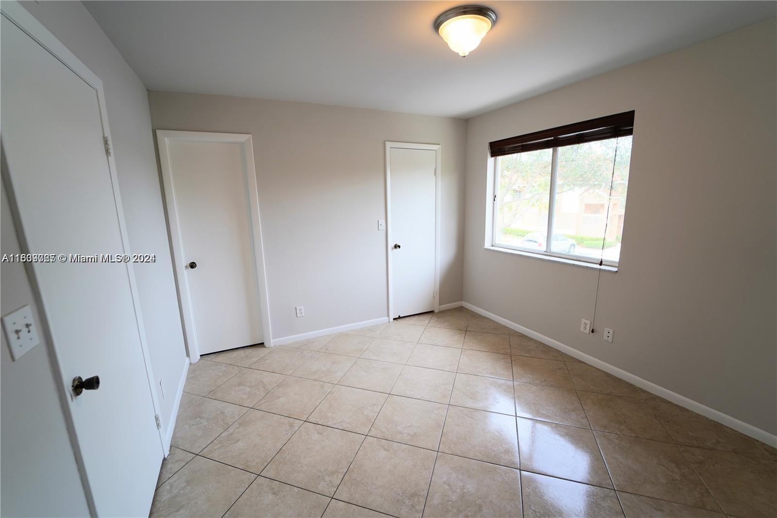 725 NW 92nd Ave # 725