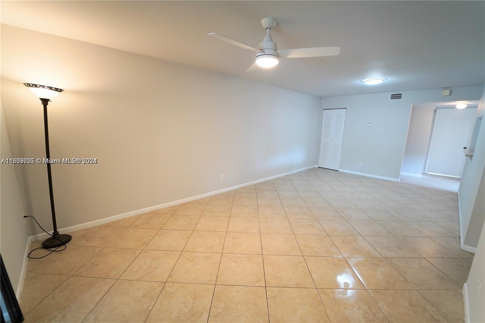 725 NW 92nd Ave # 725