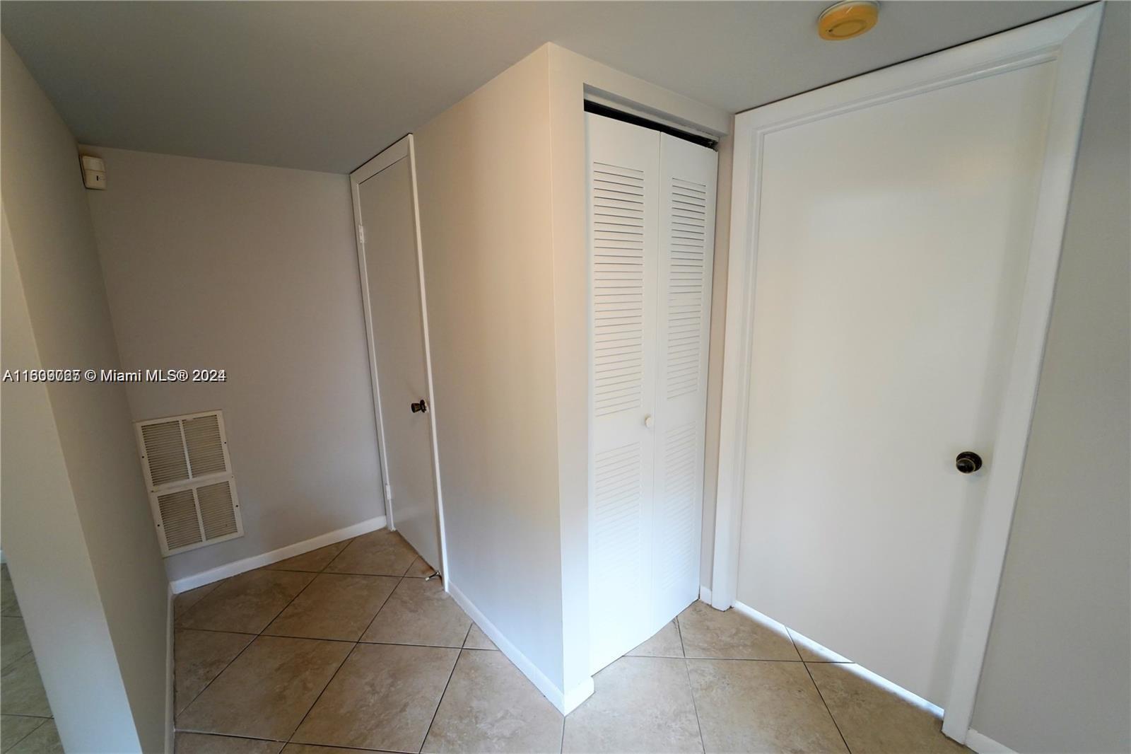 725 NW 92nd Ave # 725