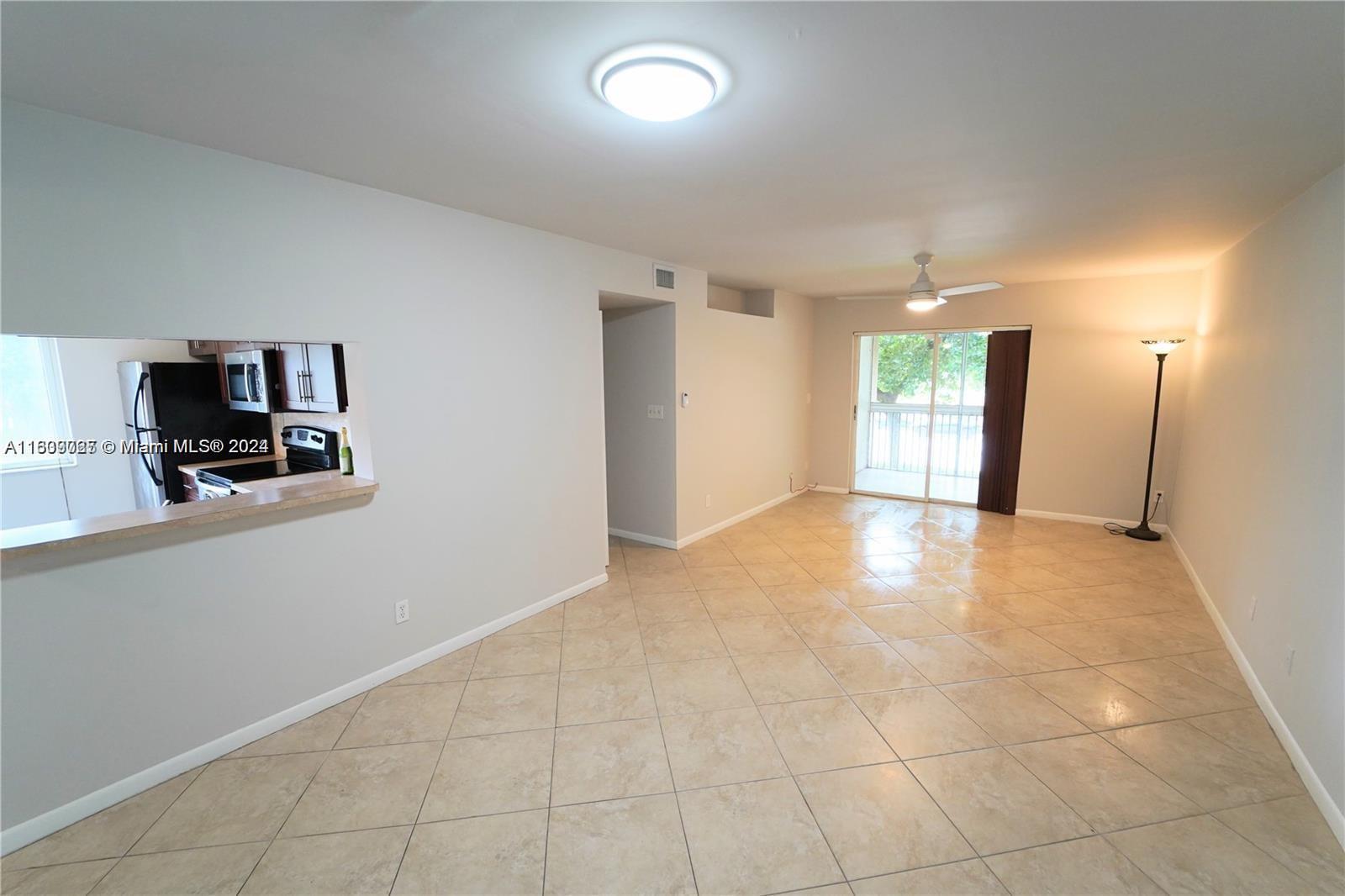 725 NW 92nd Ave # 725