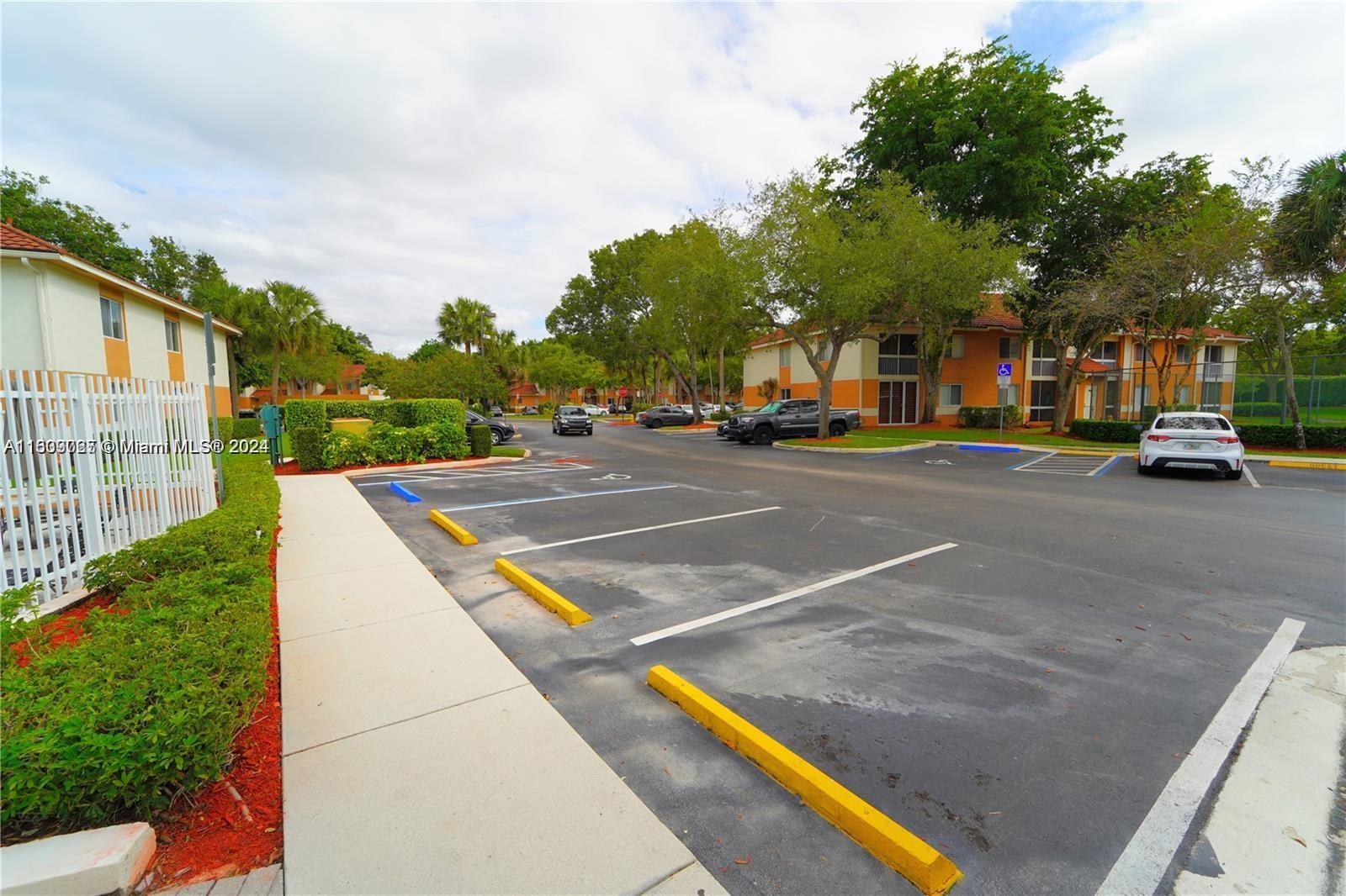 725 NW 92nd Ave # 725