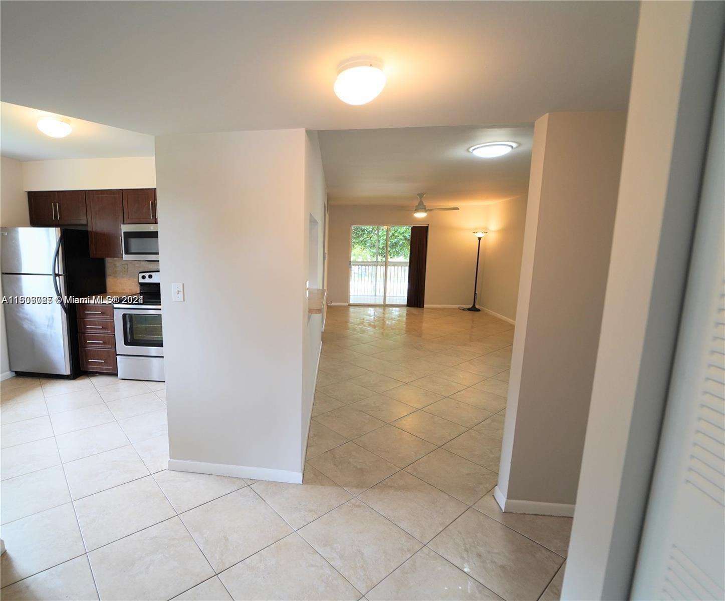 725 NW 92nd Ave # 725