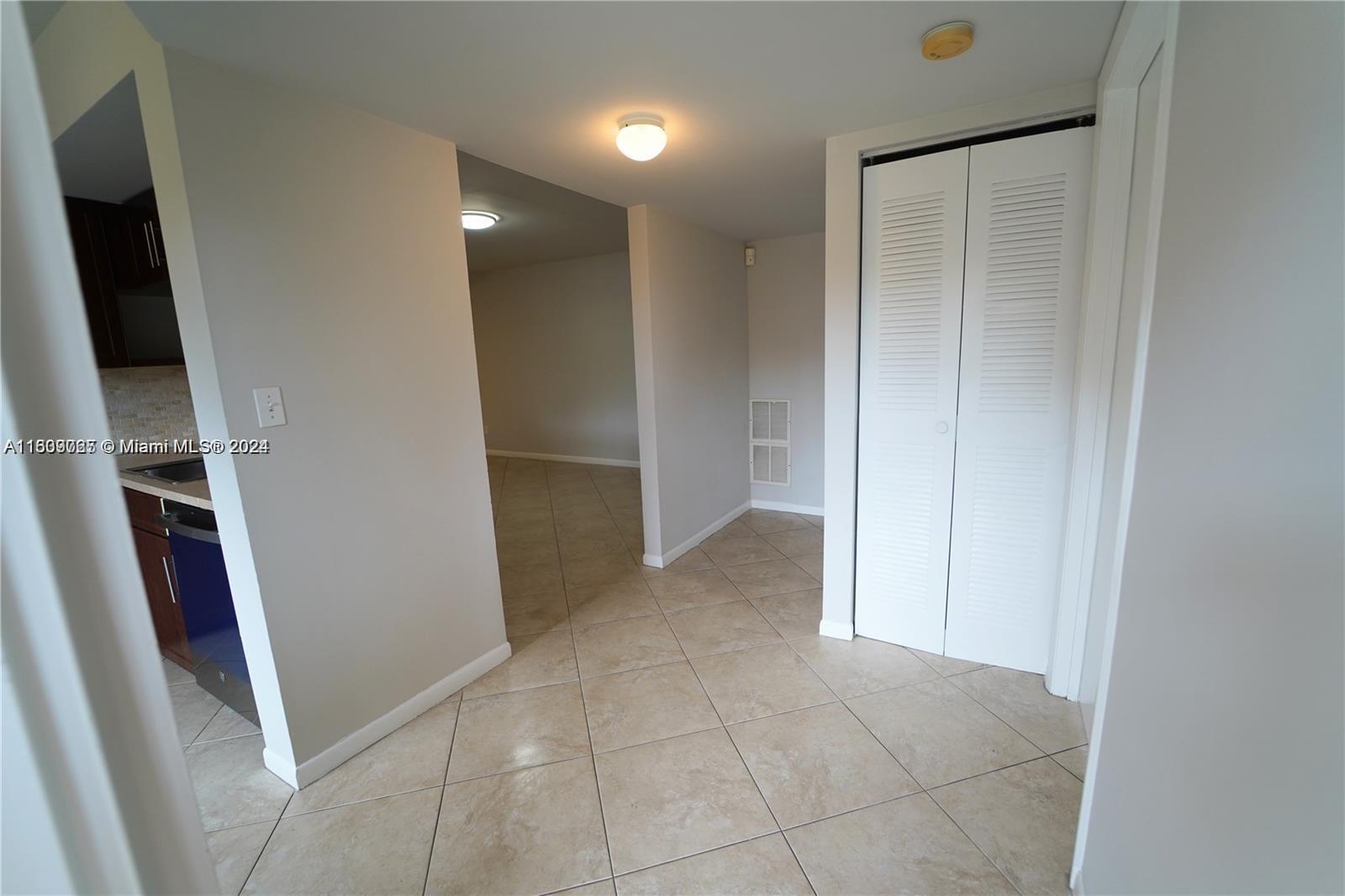 725 NW 92nd Ave # 725