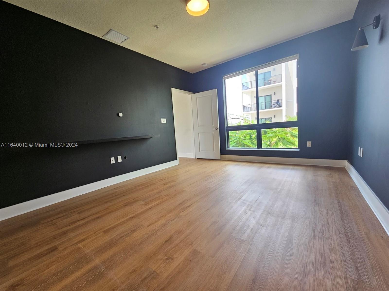 8265 NW 41st St # 206 Unit: C-206