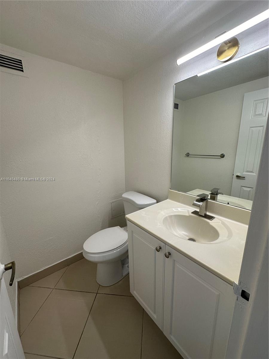 2501 S Ocean Dr # 1107