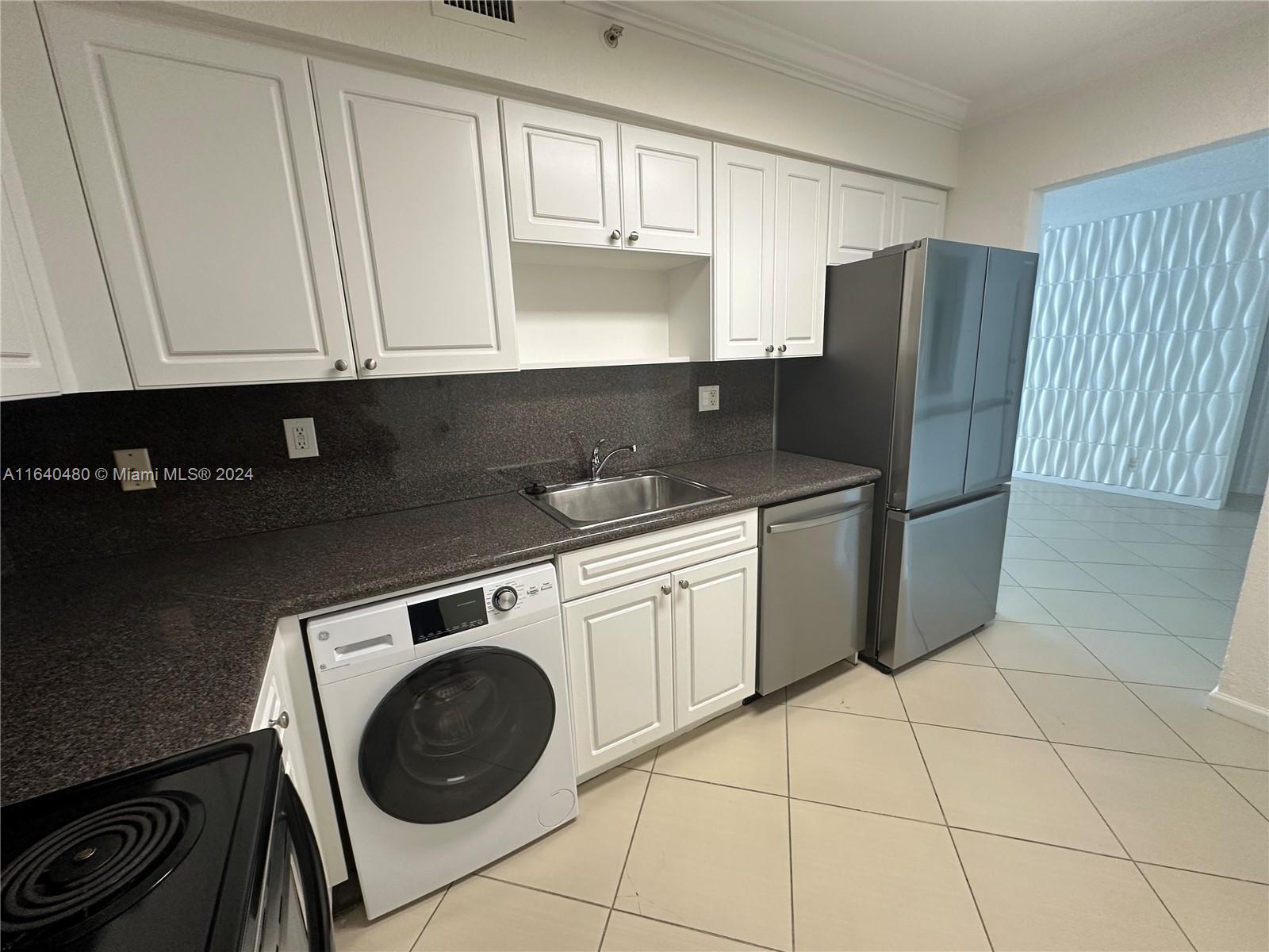 2501 S Ocean Dr # 1107