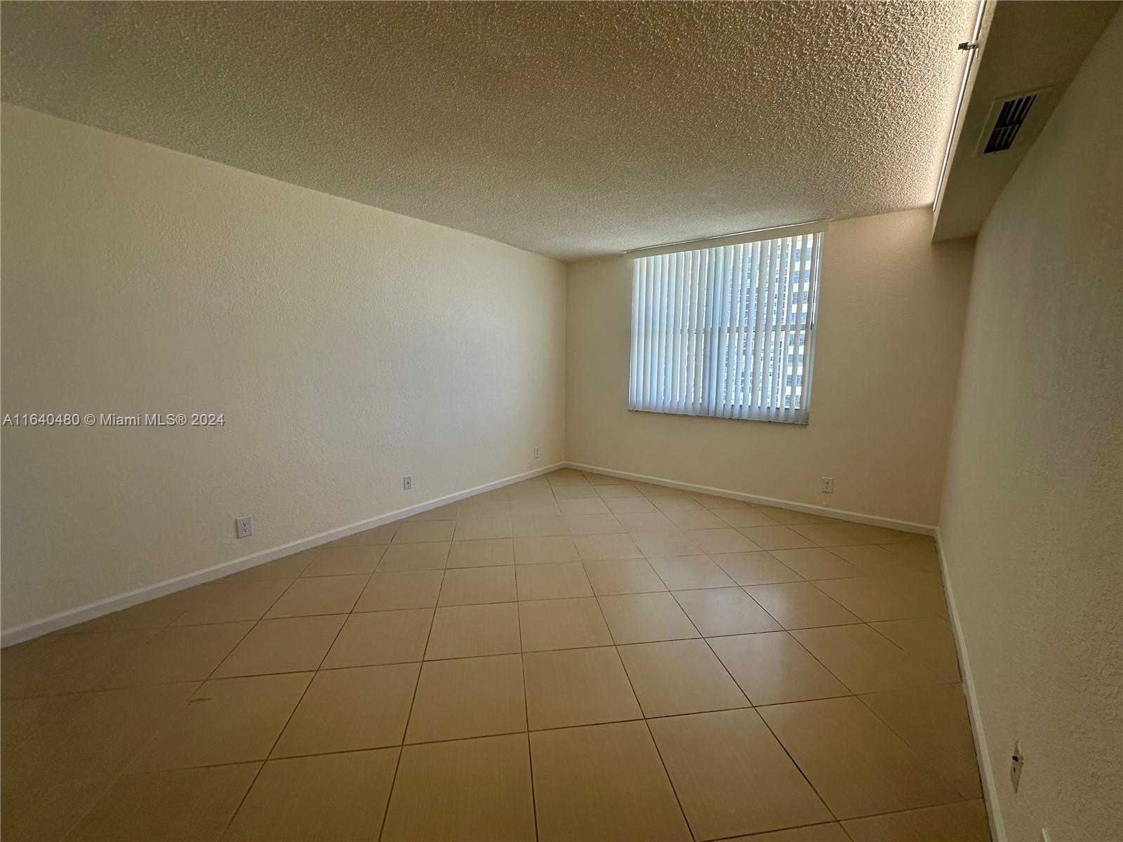 2501 S Ocean Dr # 1107
