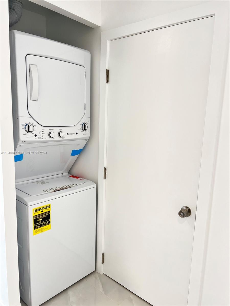 1717 NW 15th St Rd # 1717