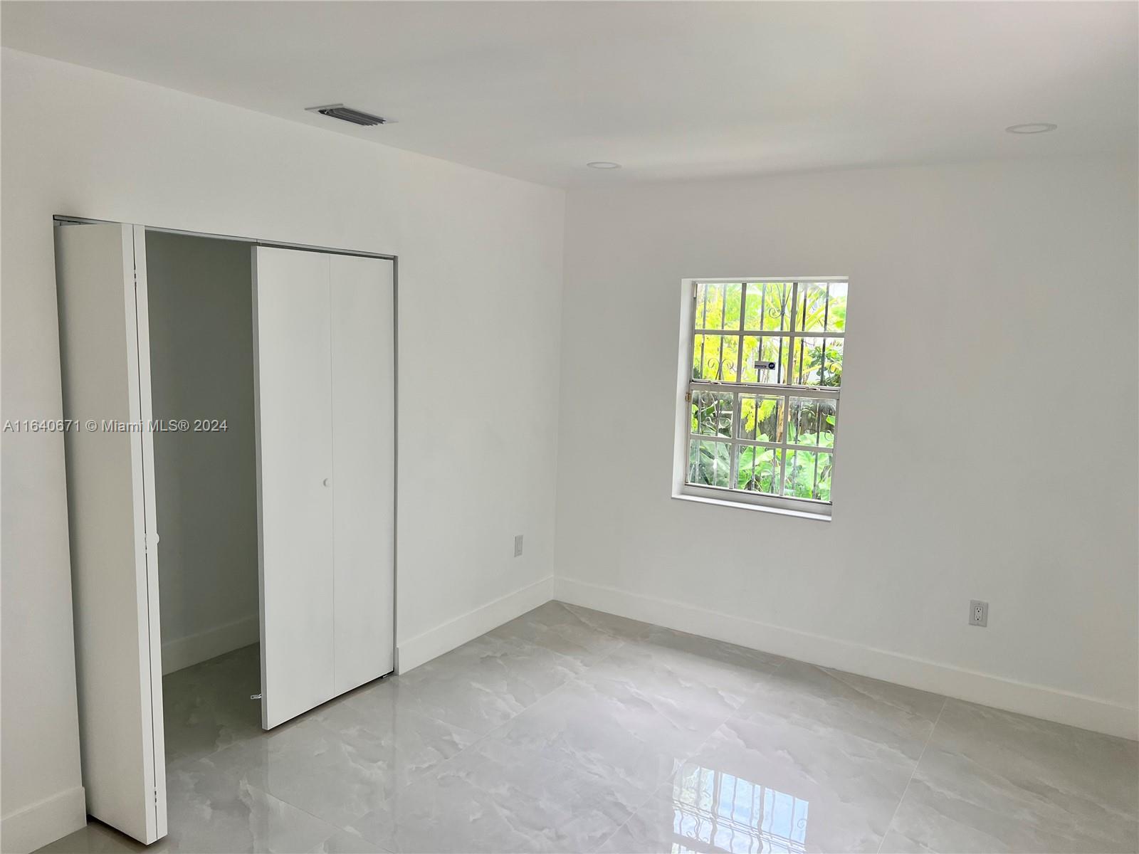 1717 NW 15th St Rd # 1717