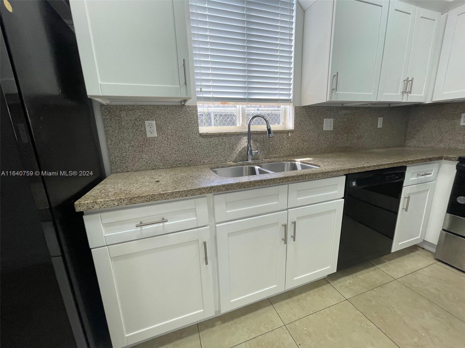 3193 NW 11 ST Unit: 6-E