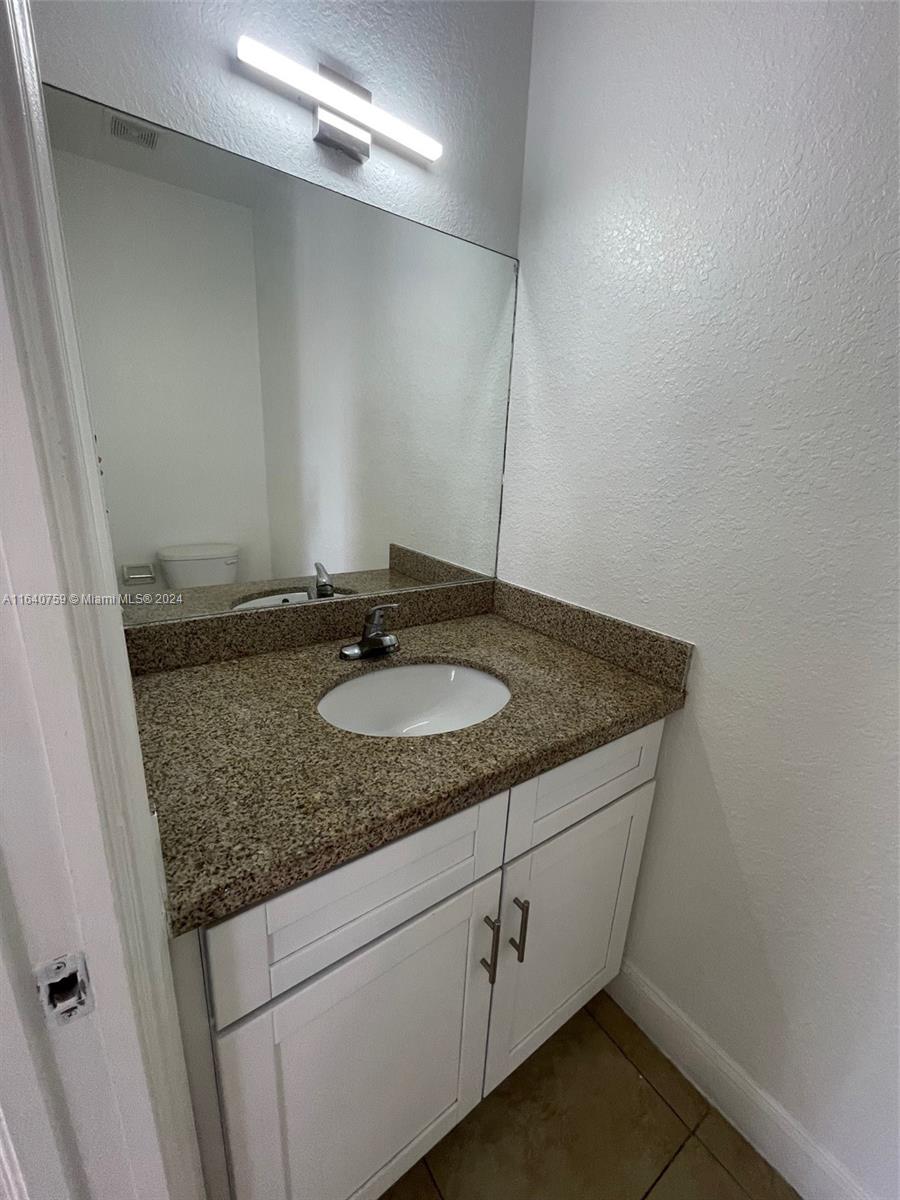 3193 NW 11 ST Unit: 6-E
