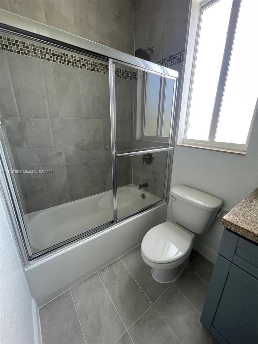 3193 NW 11 ST Unit: 6-E