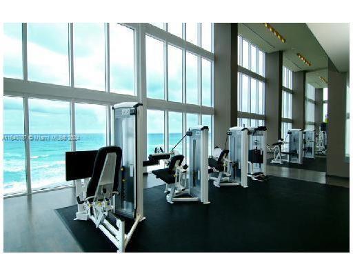 1800 S Ocean Dr # 1406