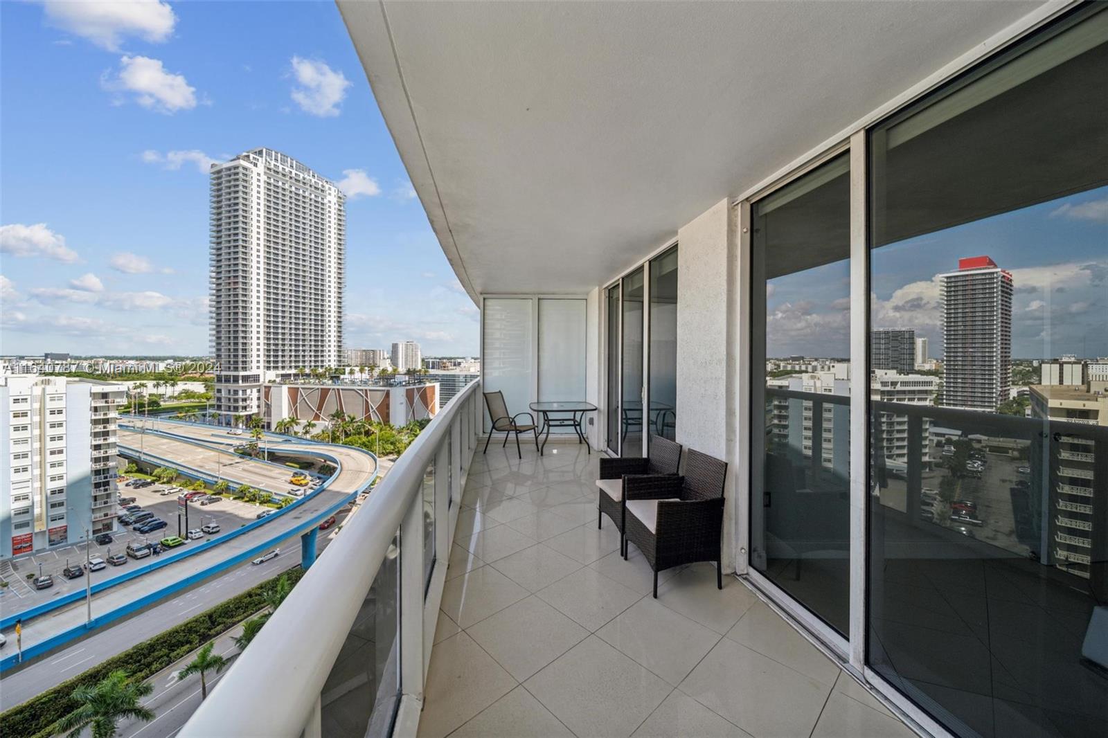 1800 S Ocean Dr # 1406