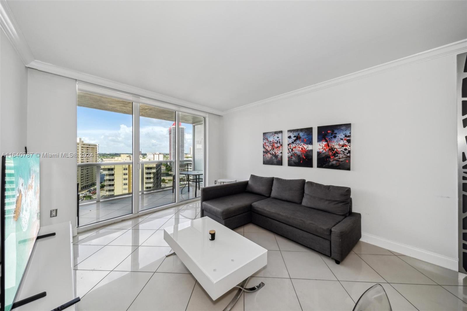 1800 S Ocean Dr # 1406