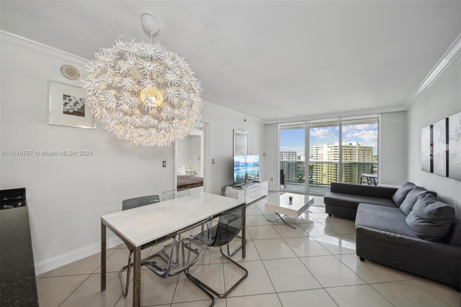 1800 S Ocean Dr # 1406