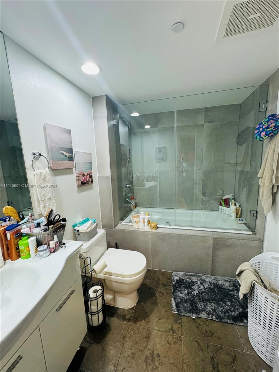 475 Brickell Ave # 4610