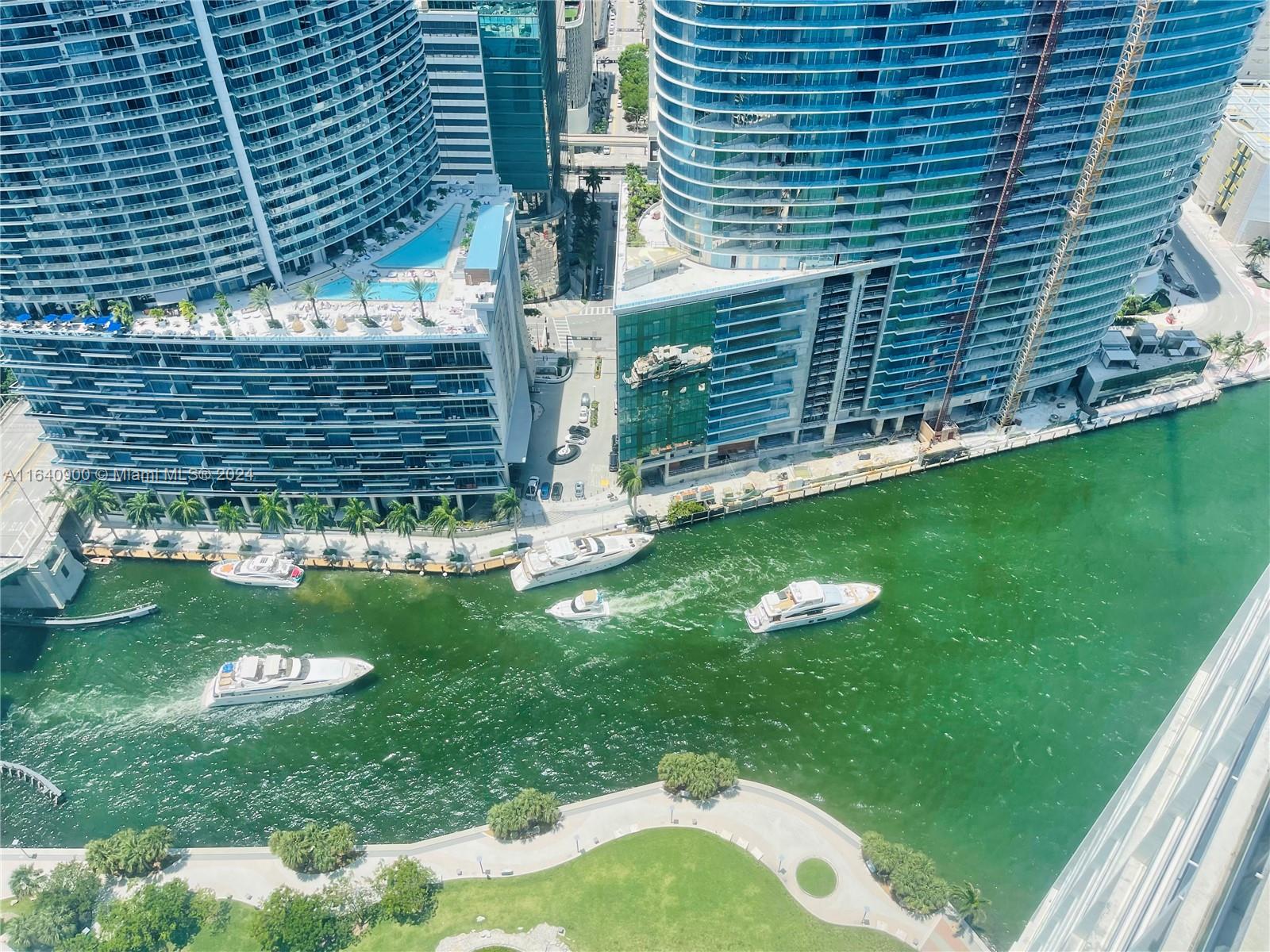 475 Brickell Ave # 4610