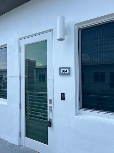 10229 NW 64th Ter # 304