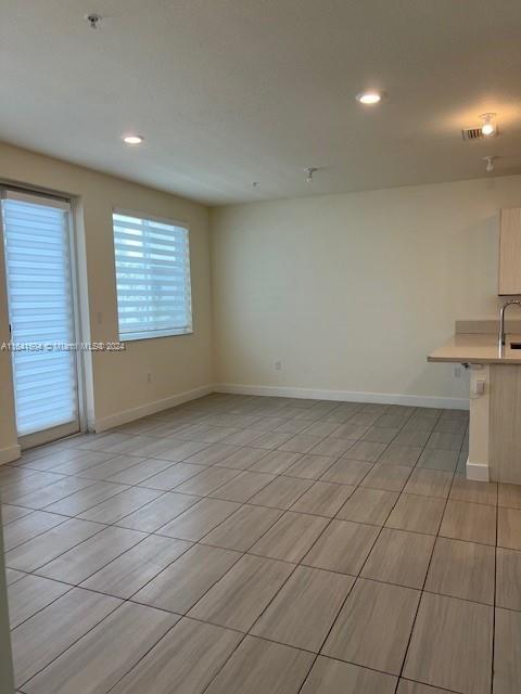 10229 NW 64th Ter # 304