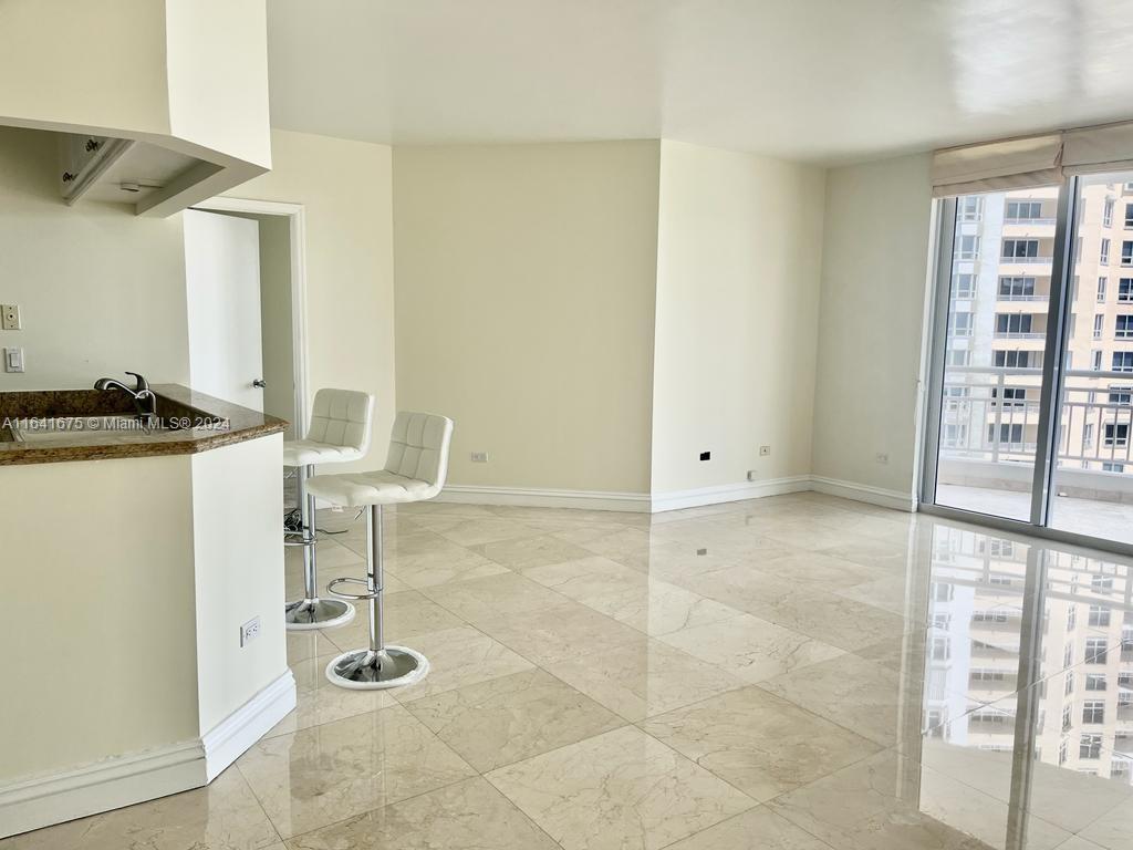 848 Brickell Key Dr # 2303