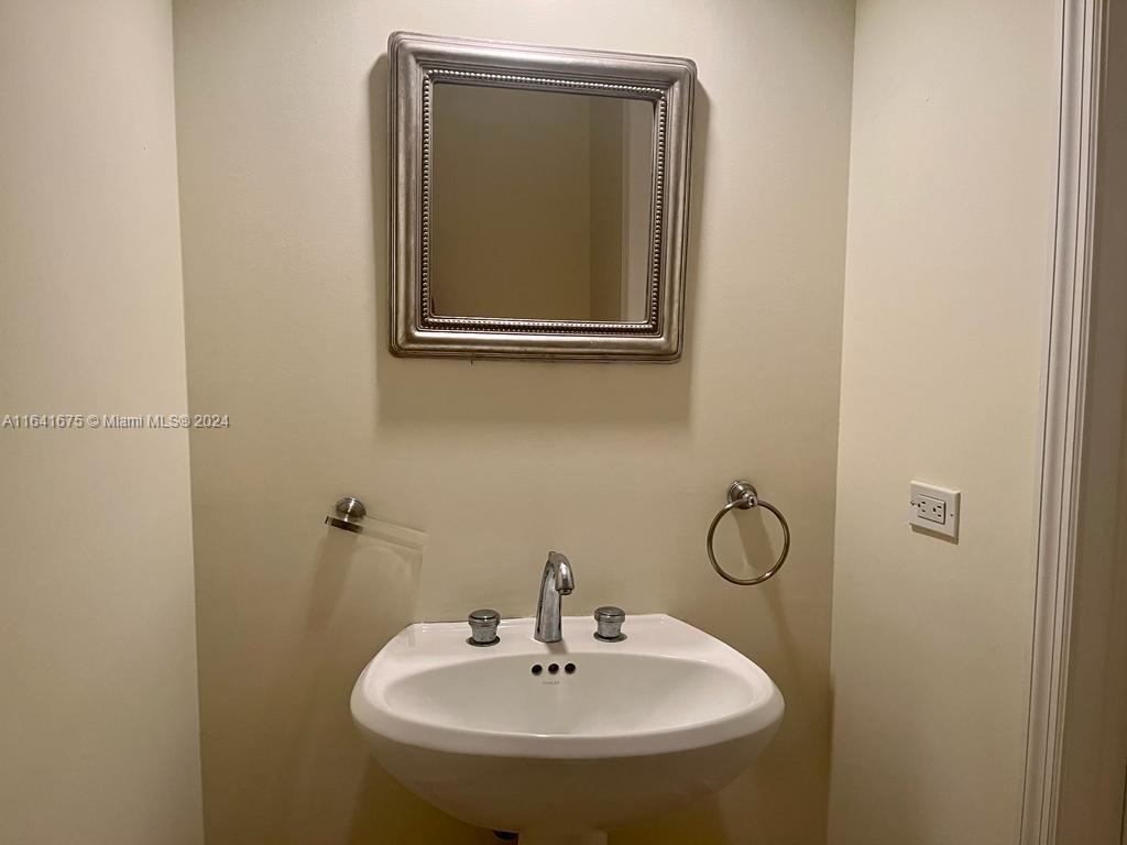 848 Brickell Key Dr # 2303