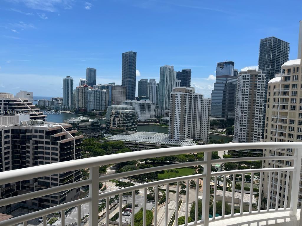 848 Brickell Key Dr # 2303