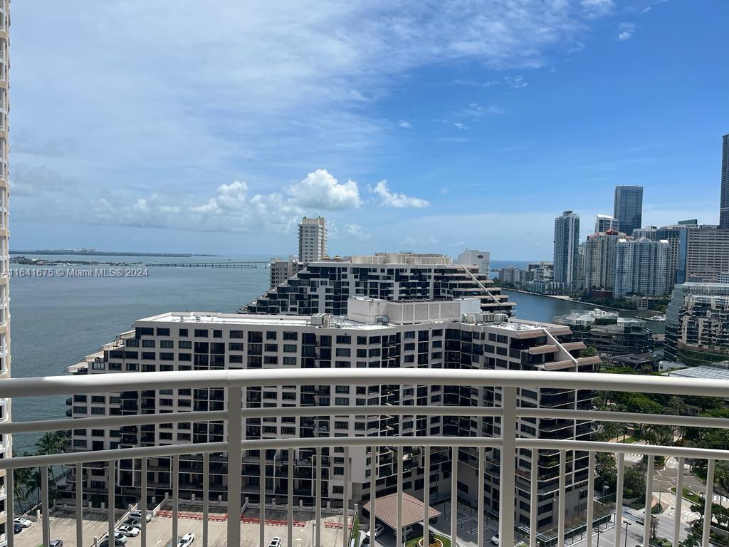 848 Brickell Key Dr # 2303
