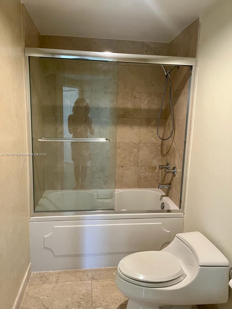 848 Brickell Key Dr # 2303