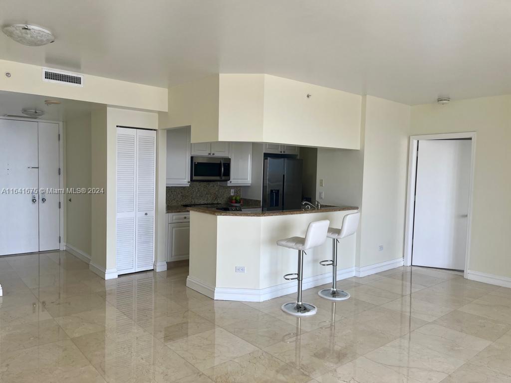 848 Brickell Key Dr # 2303