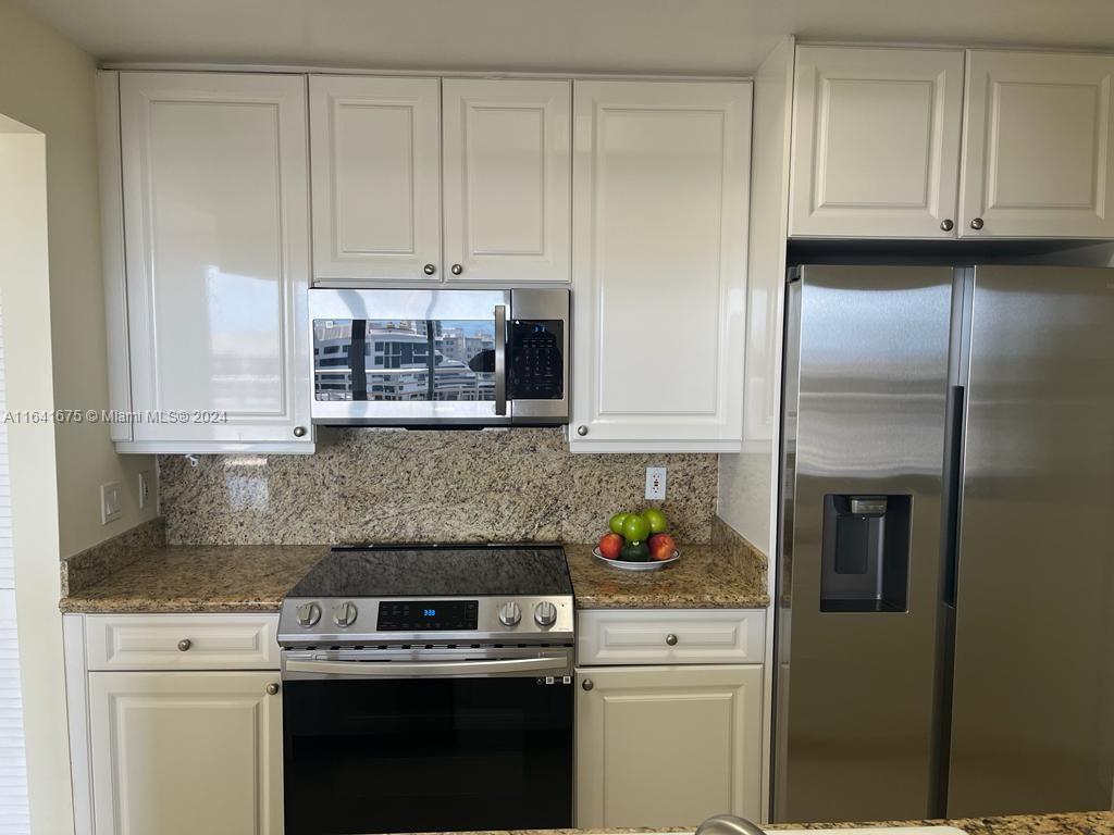 848 Brickell Key Dr # 2303