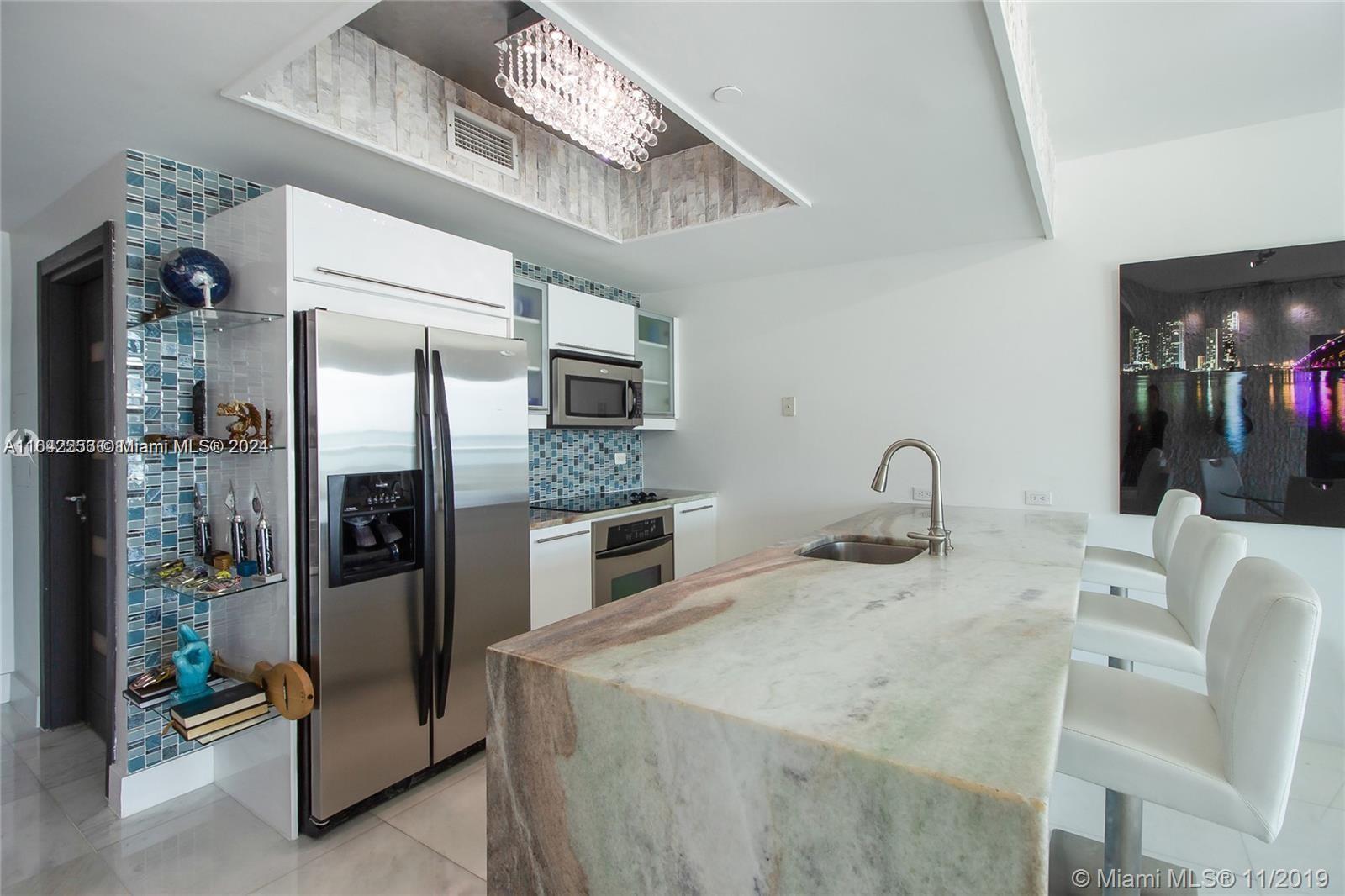 888 Biscayne Blvd # 1906