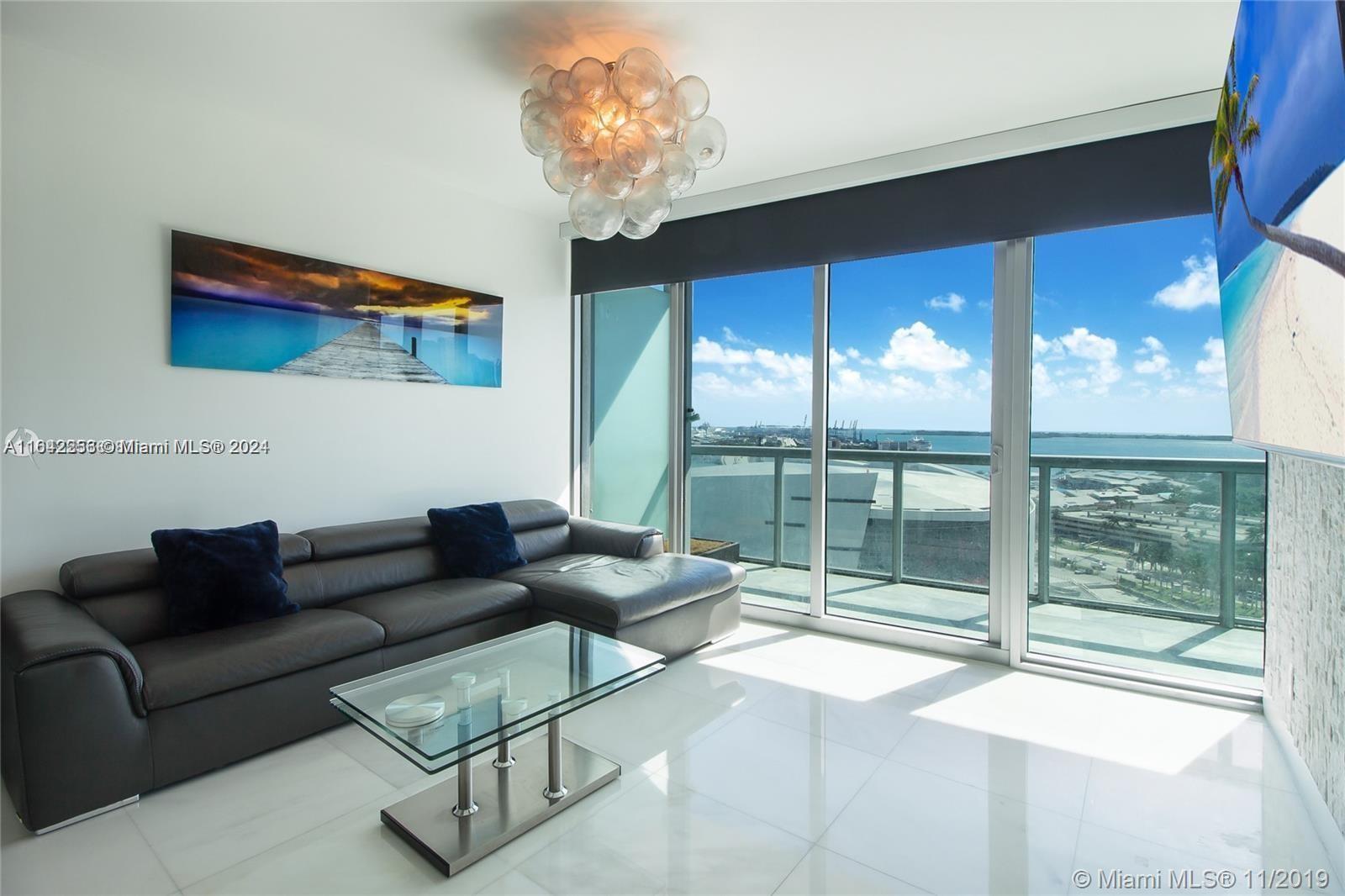 888 Biscayne Blvd # 1906