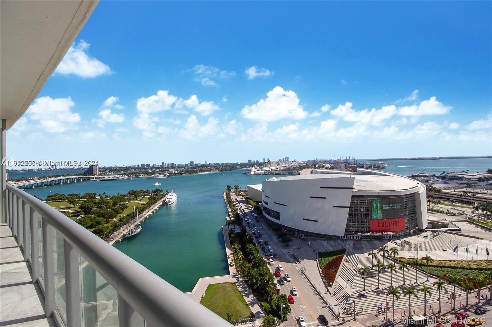 888 Biscayne Blvd # 1906