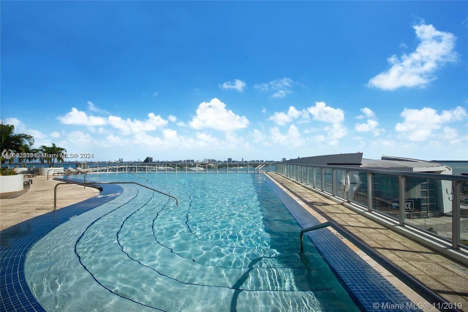 888 Biscayne Blvd # 1906