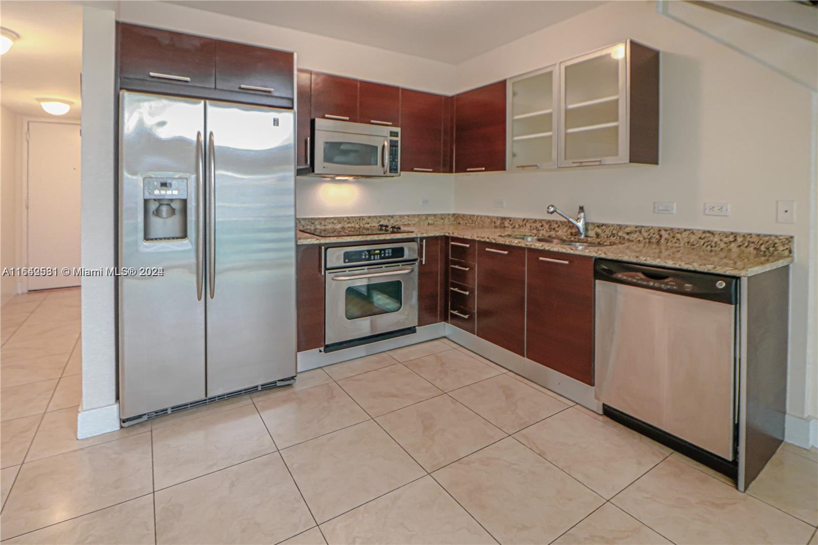 41 SE 5th St # 604