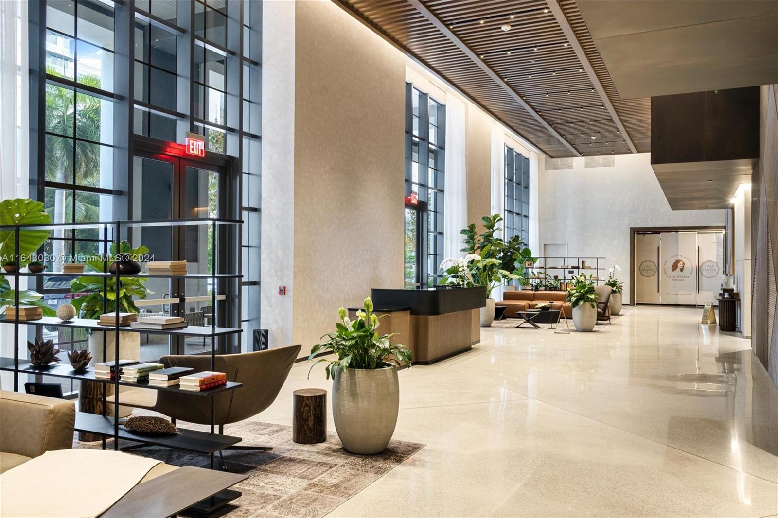 601 NE 1st Ave # 5106 Unit: PH-5106