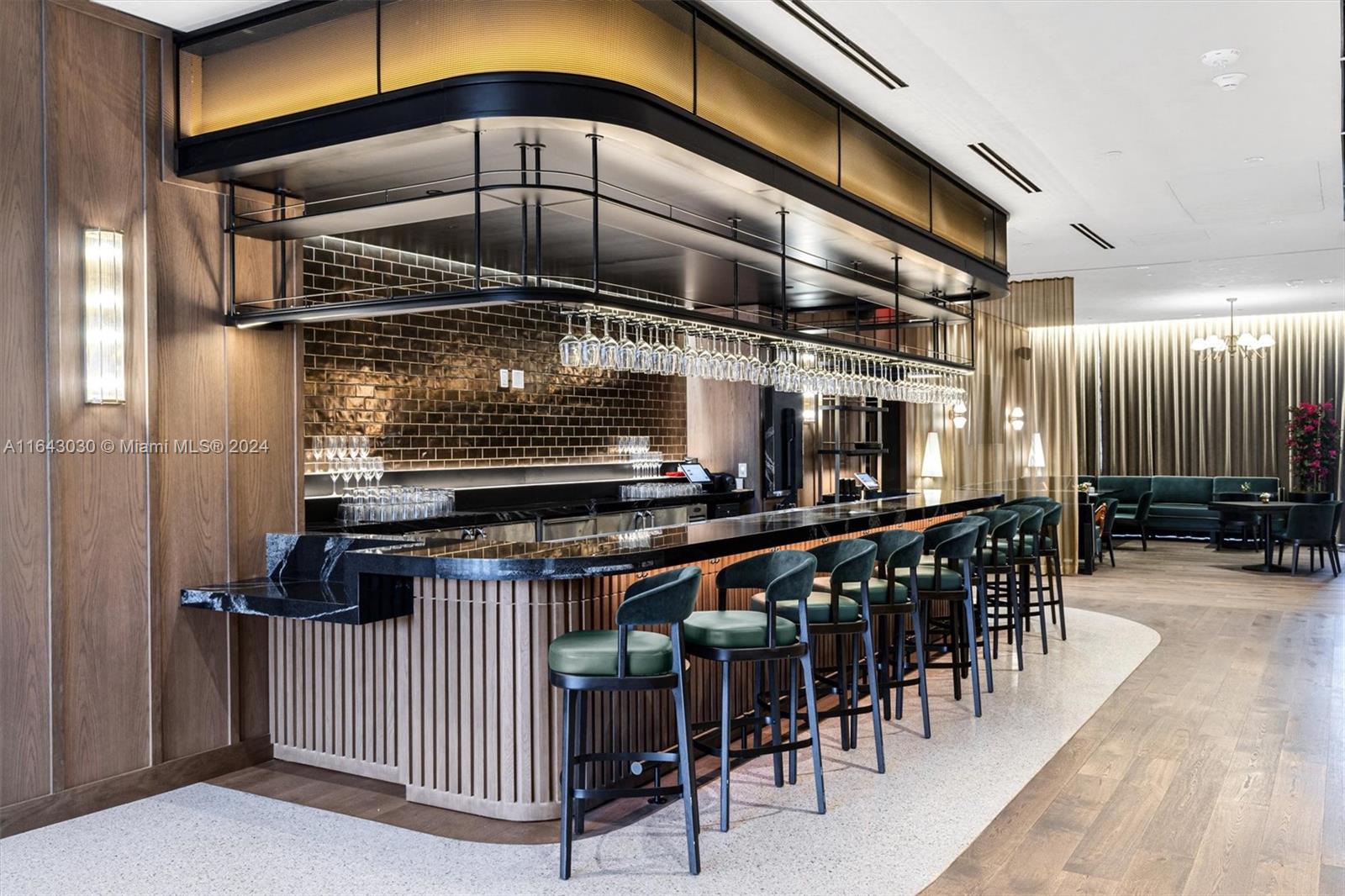 601 NE 1st Ave # 5106 Unit: PH-5106