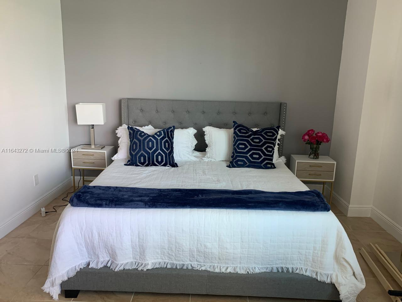 335 S Biscayne Blvd # 1600