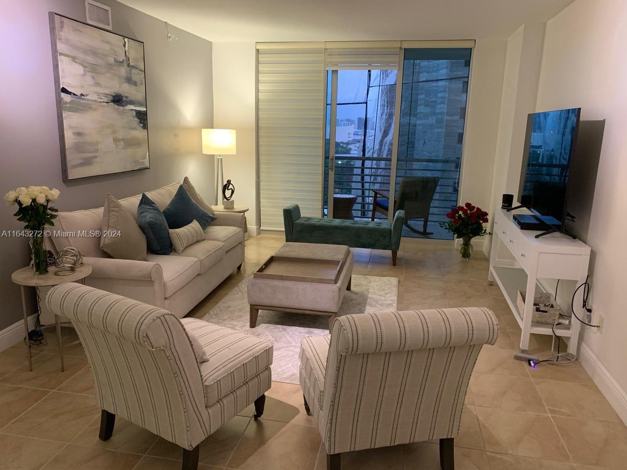 335 S Biscayne Blvd # 1600