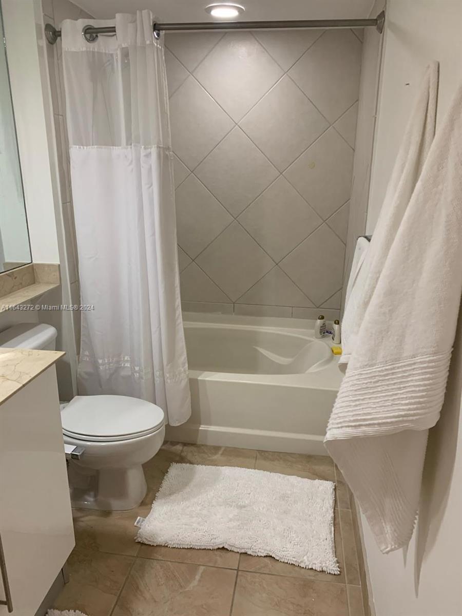 335 S Biscayne Blvd # 1600