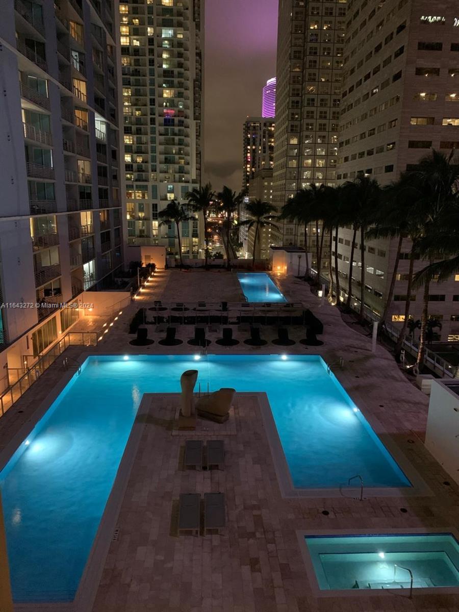 335 S Biscayne Blvd # 1600