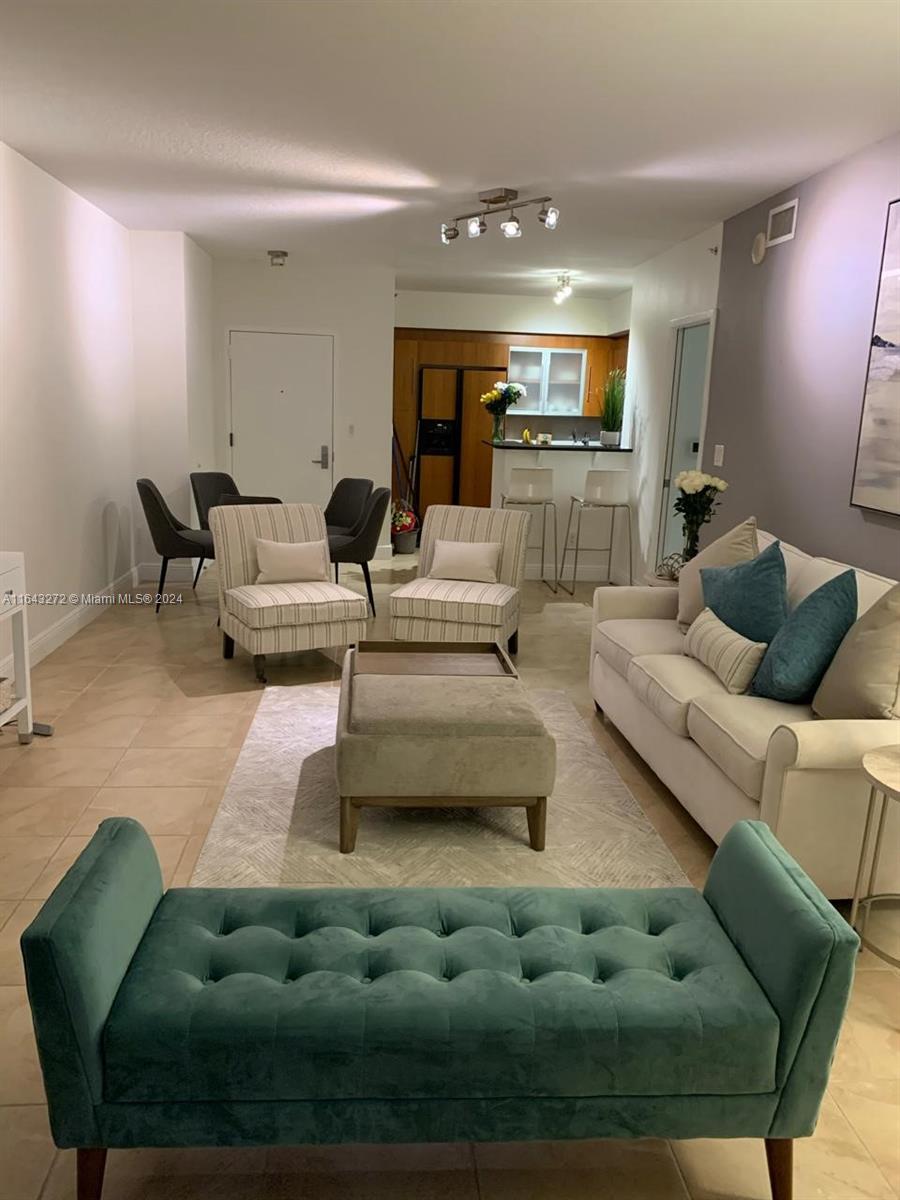 335 S Biscayne Blvd # 1600