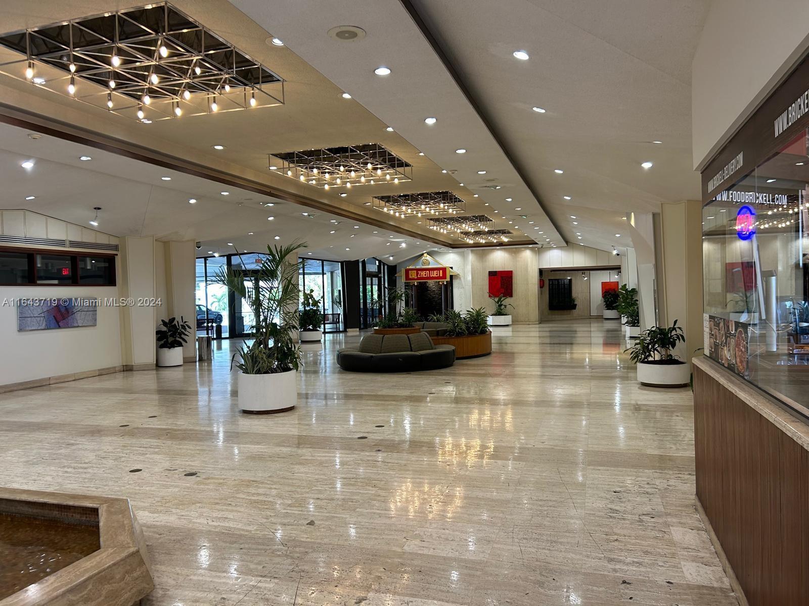 801 Brickell Bay Dr # 669