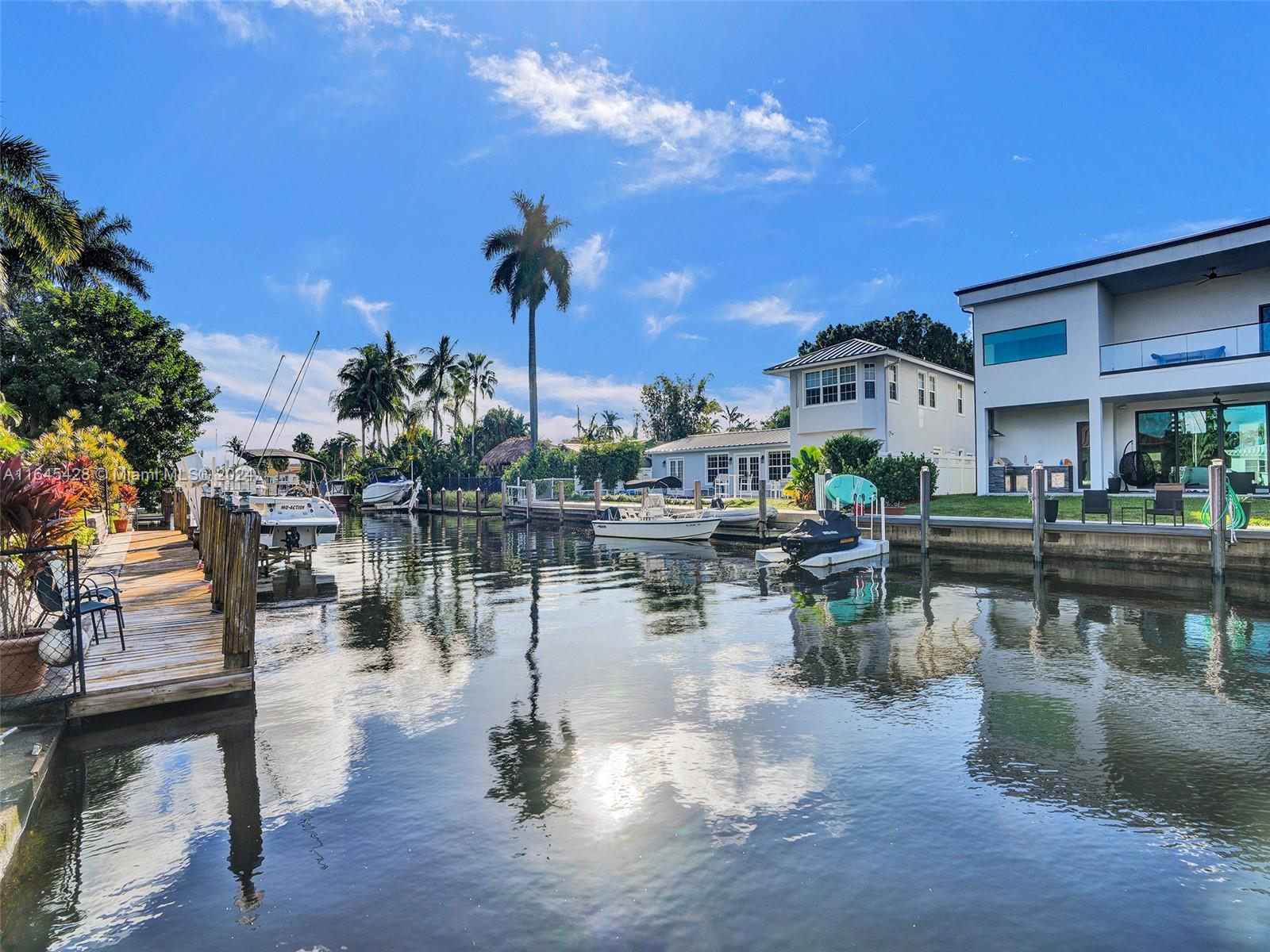 1216 Guava Isle