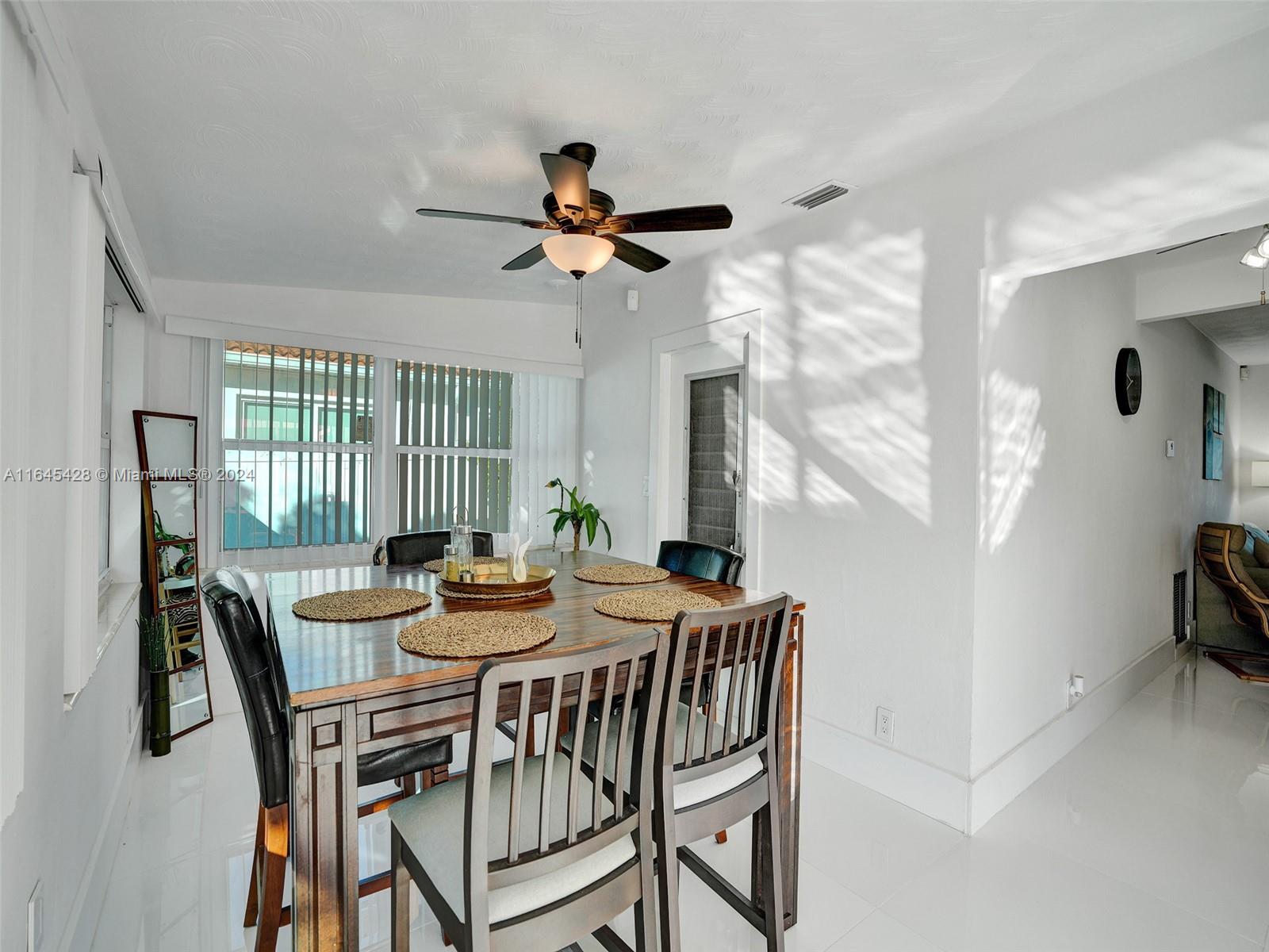 1216 Guava Isle