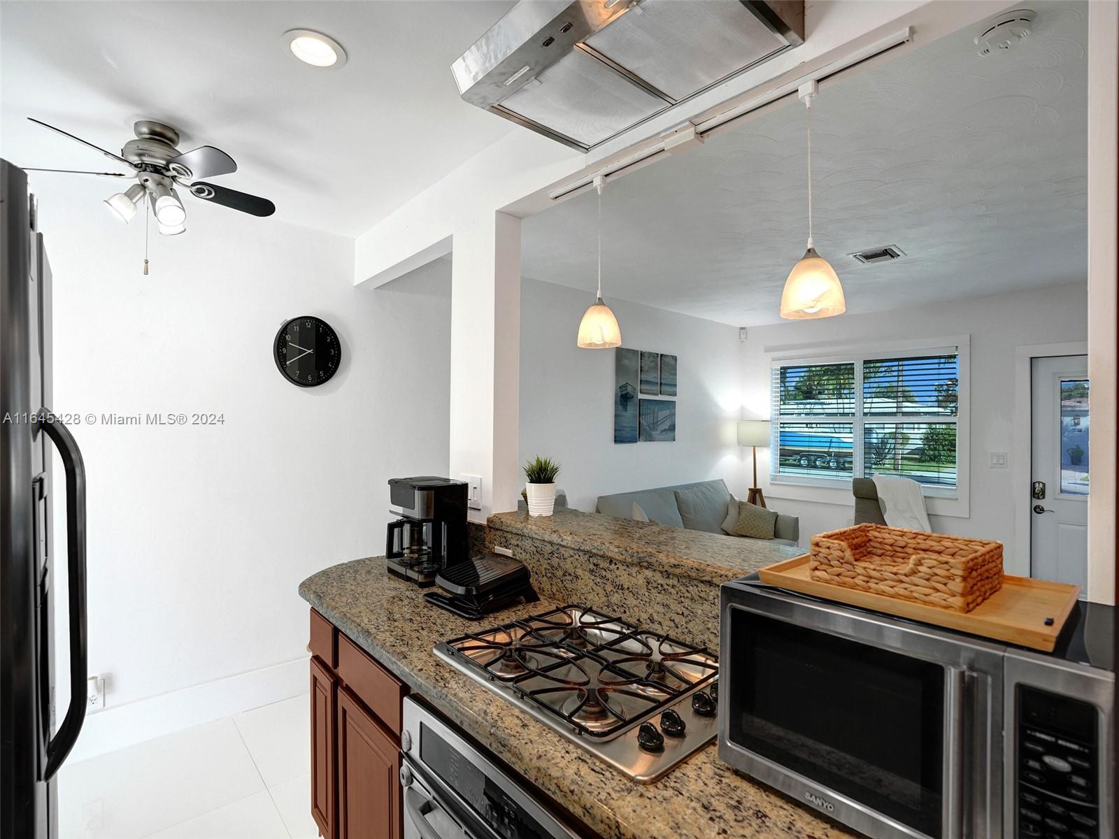 1216 Guava Isle