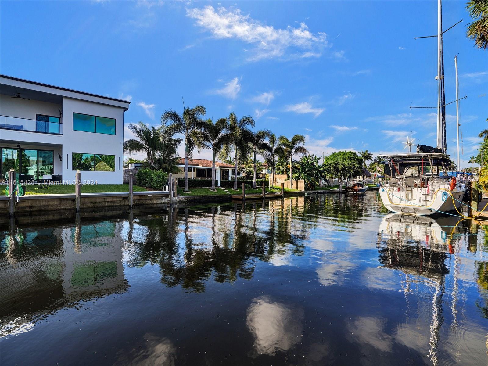 1216 Guava Isle