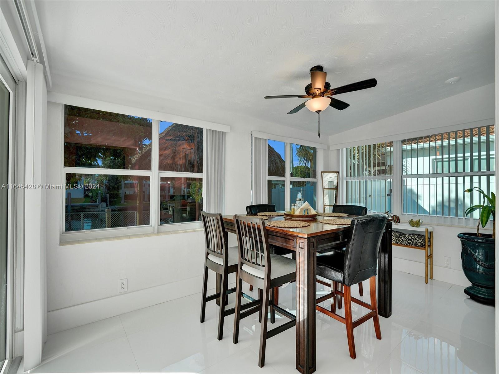 1216 Guava Isle
