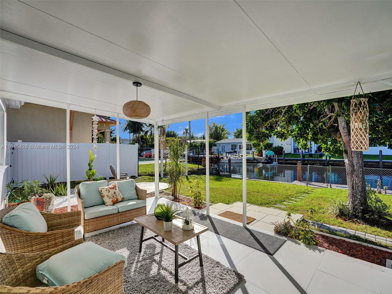1216 Guava Isle